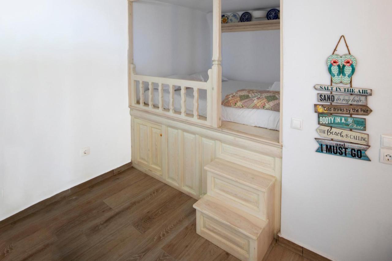 Apartamento Thea Menetes Menetaí Exterior foto