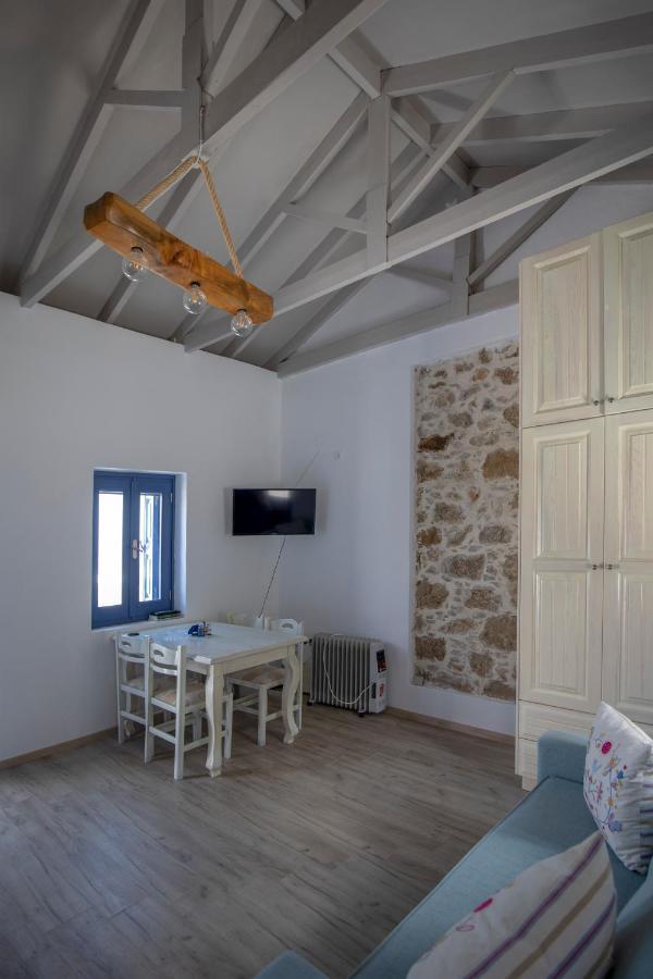 Apartamento Thea Menetes Menetaí Exterior foto
